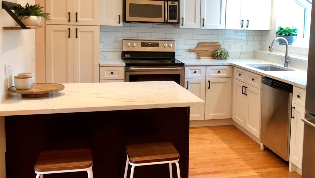 Photo of Calacatta Laza, kitchen project in Western Spring, IL