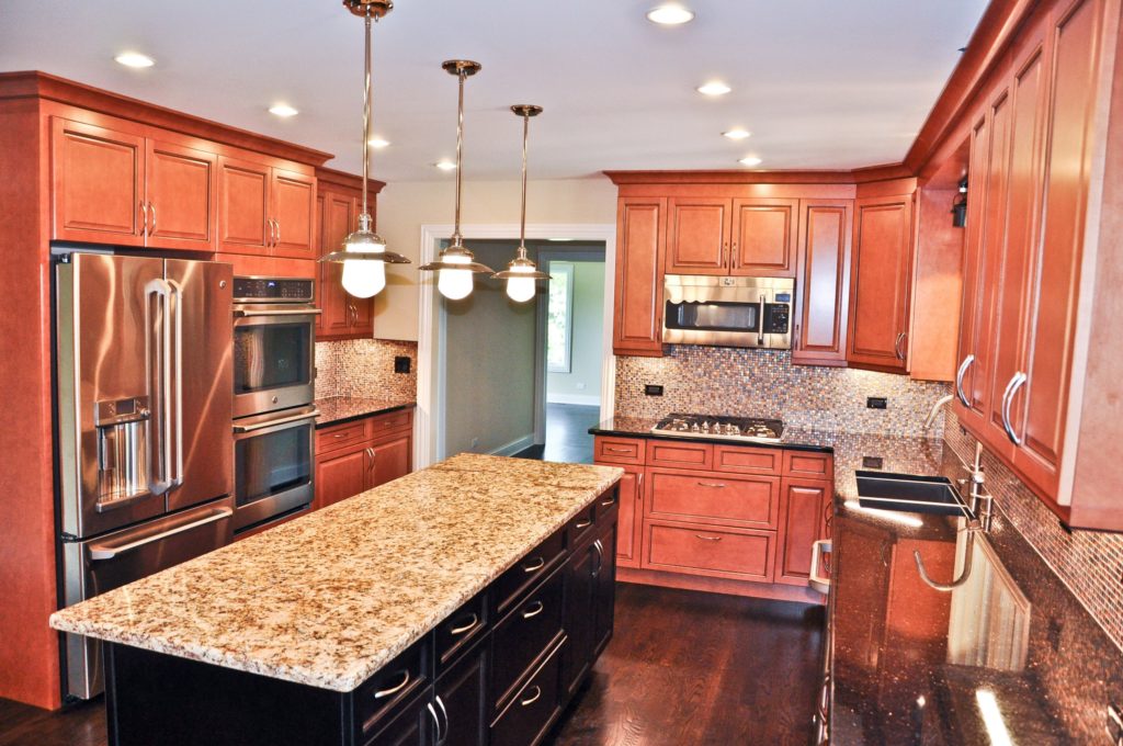 kitchen-remodeling-in-inverness-il-granite-selection-img_bf51cb9705ba7b36_14-6153-1-6449118-min